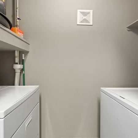 Cute And Comfy Apartment By The University Of Texas
